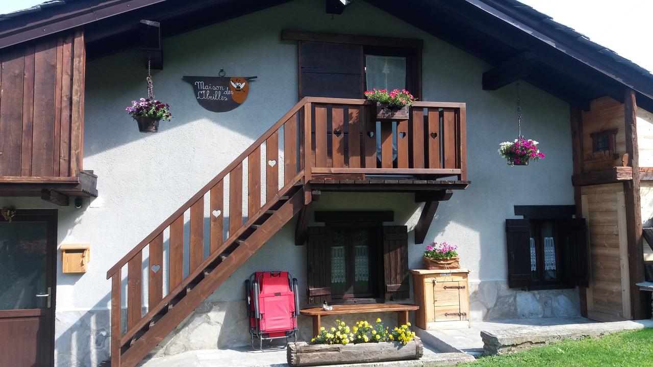 Maison Des Abeilles Vda Gressan N 0028 Exterior foto